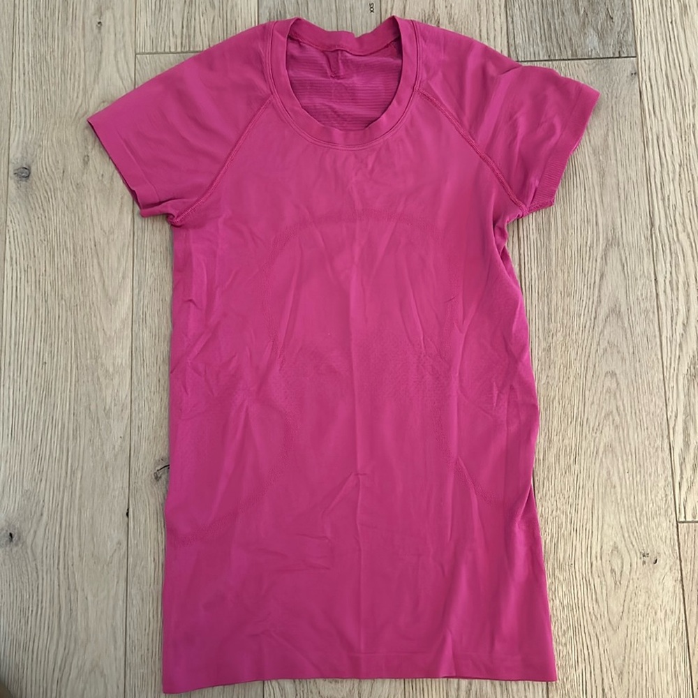 great condition lululemon swiftly!